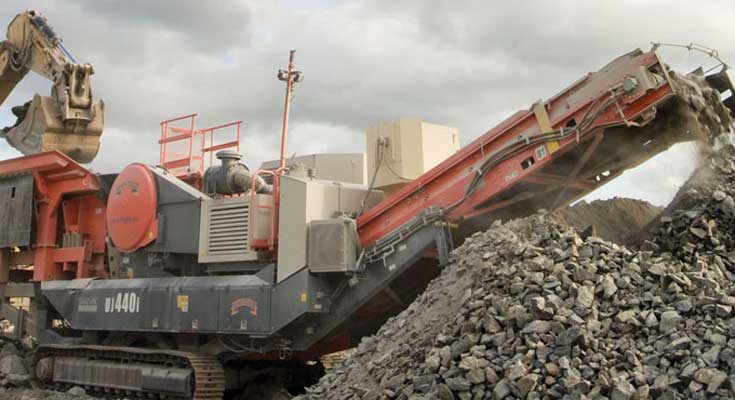 UJ440i-mobile-jaw-crusher