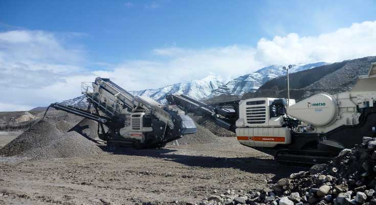 lokotrack-lt106-mobile-jaw-crushing-plant