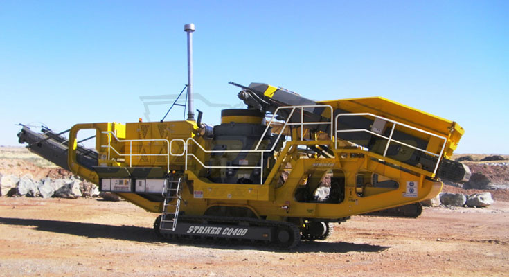 striker-cq400-track-cone-crushing-plant